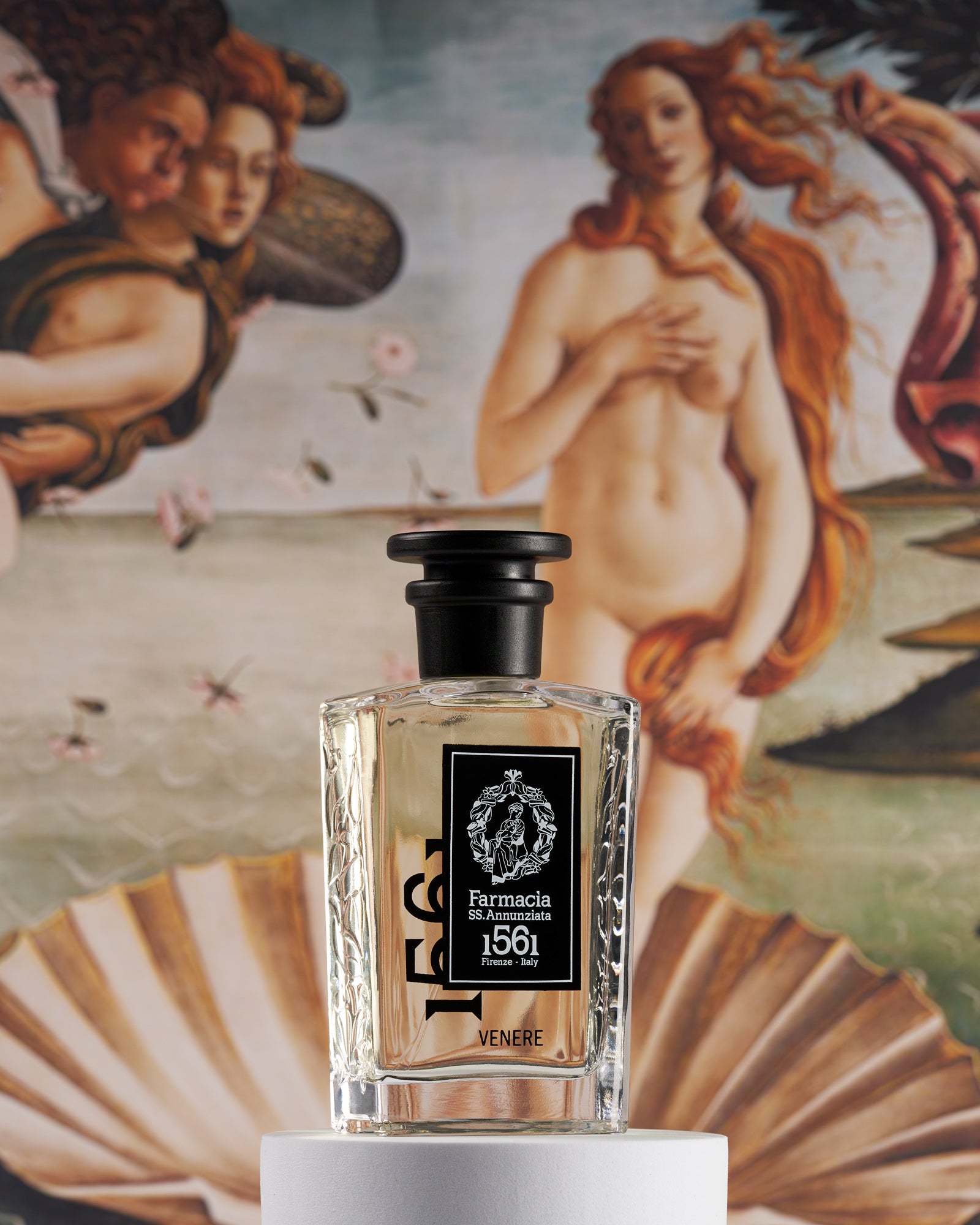 jasmine flower perfume with geranium and honeysuckle